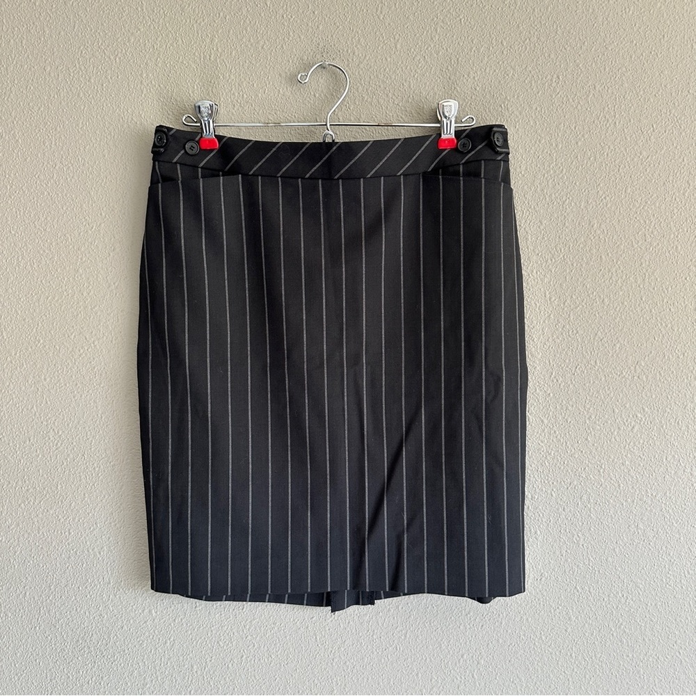 Club Manaco Gray Wool Pinstripe Skirt 8